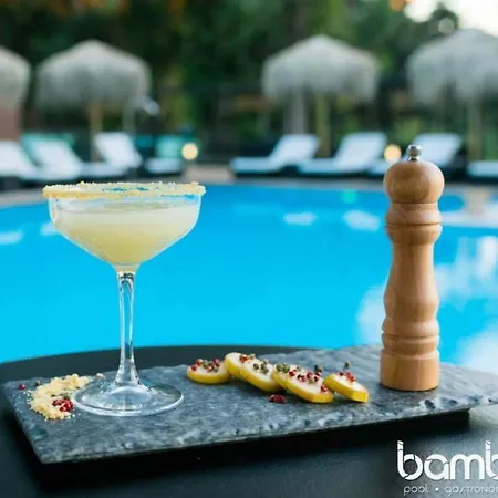 Bamboo Suites * إكْسِيا